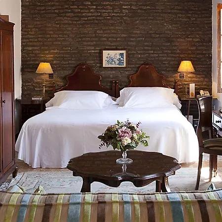 Amadeus Hotel Sevilla